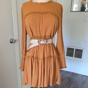 Boho Fall Bell Sleeve Dress. Size Medium